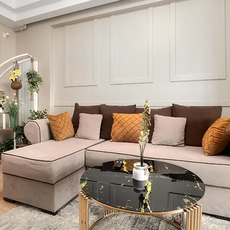 Sky Luxury - Stefan Building *